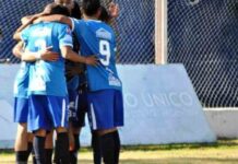 Vélez le ganó a Instituto Santiago