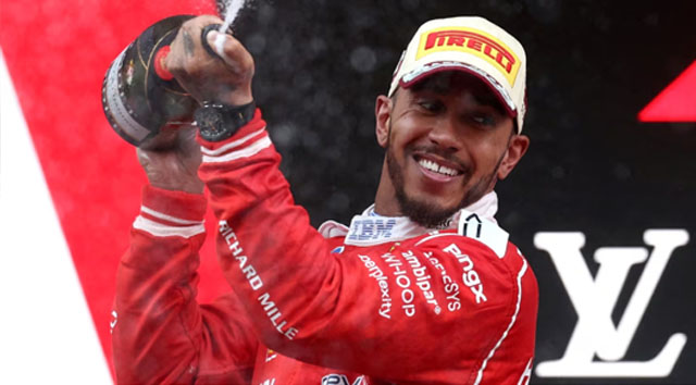Lewis Hamilton ganó en el Gran Premio de Barcelona y logró su primera victoria con la escudería Ferrari - La Banda Diario