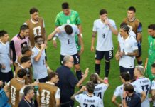 “No se aguanta más”: los detalles de una tensa reunión entre Bielsa y los jugadores de Uruguay