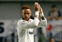 Tras su despedida de la selección de Brasil, Neymar no descartó su retiro del fútbol a fin de año
