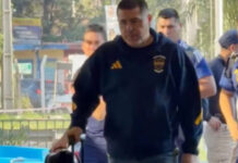 Con Riquelme como parte de la delegación, Boca llegó a Paraguay y se prepara para un partido clave por la Copa Sudamericana