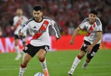 River recibe a Vélez