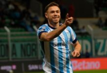 Racing enfrenta a Belgrano con la intención de acercarse a los playoffs