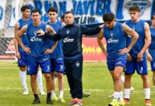 Los jugadores de Sarmiento reclaman el pago de sus salarios